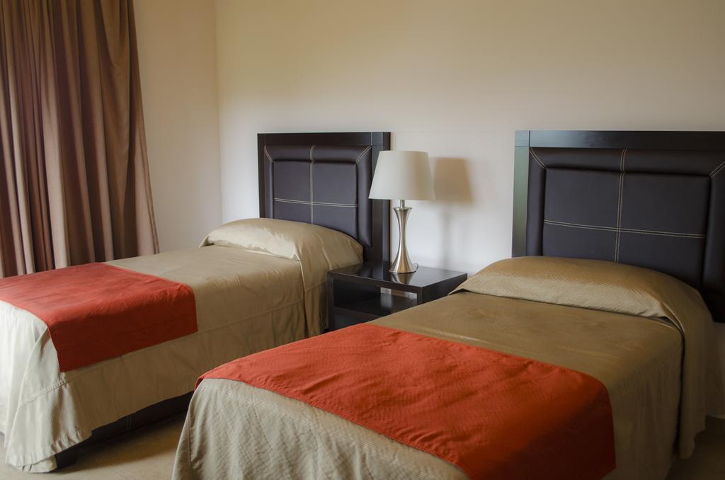 Villaseca Hotel Spa Golf León Zewnętrze zdjęcie